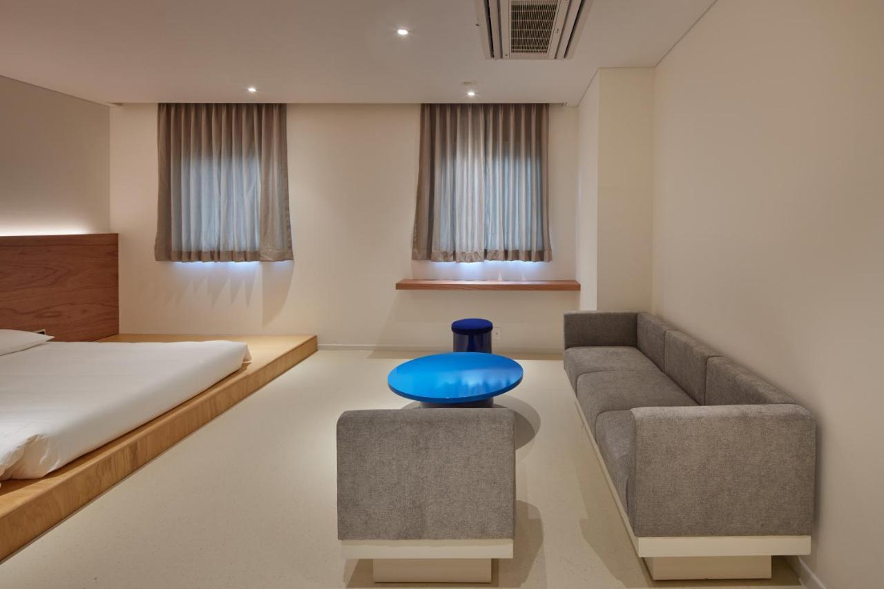 Mangrove Sinseol Hotel Seoul Bagian luar foto