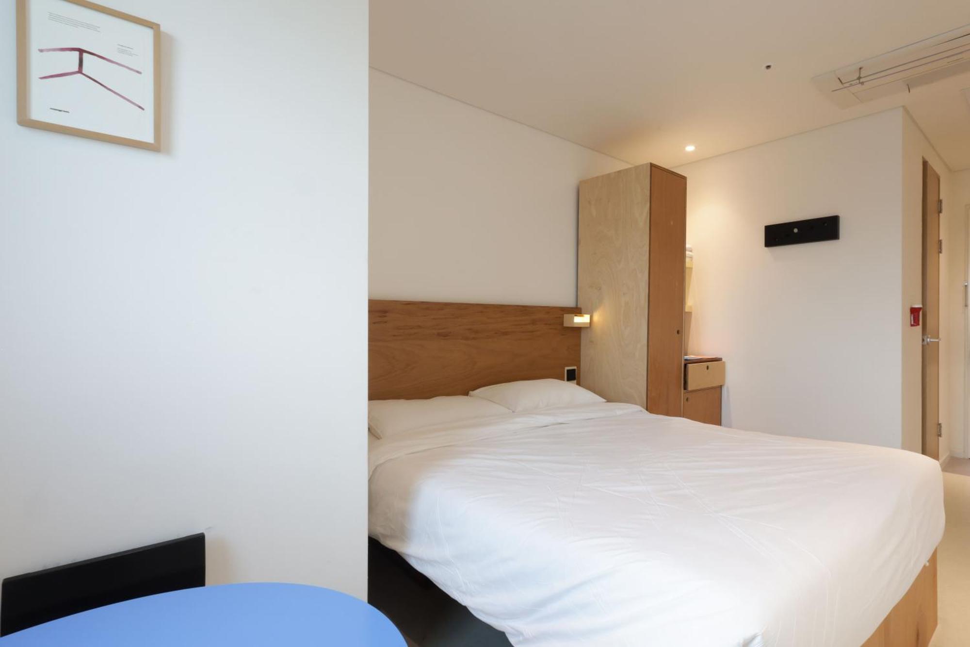 Mangrove Sinseol Hotel Seoul Bagian luar foto