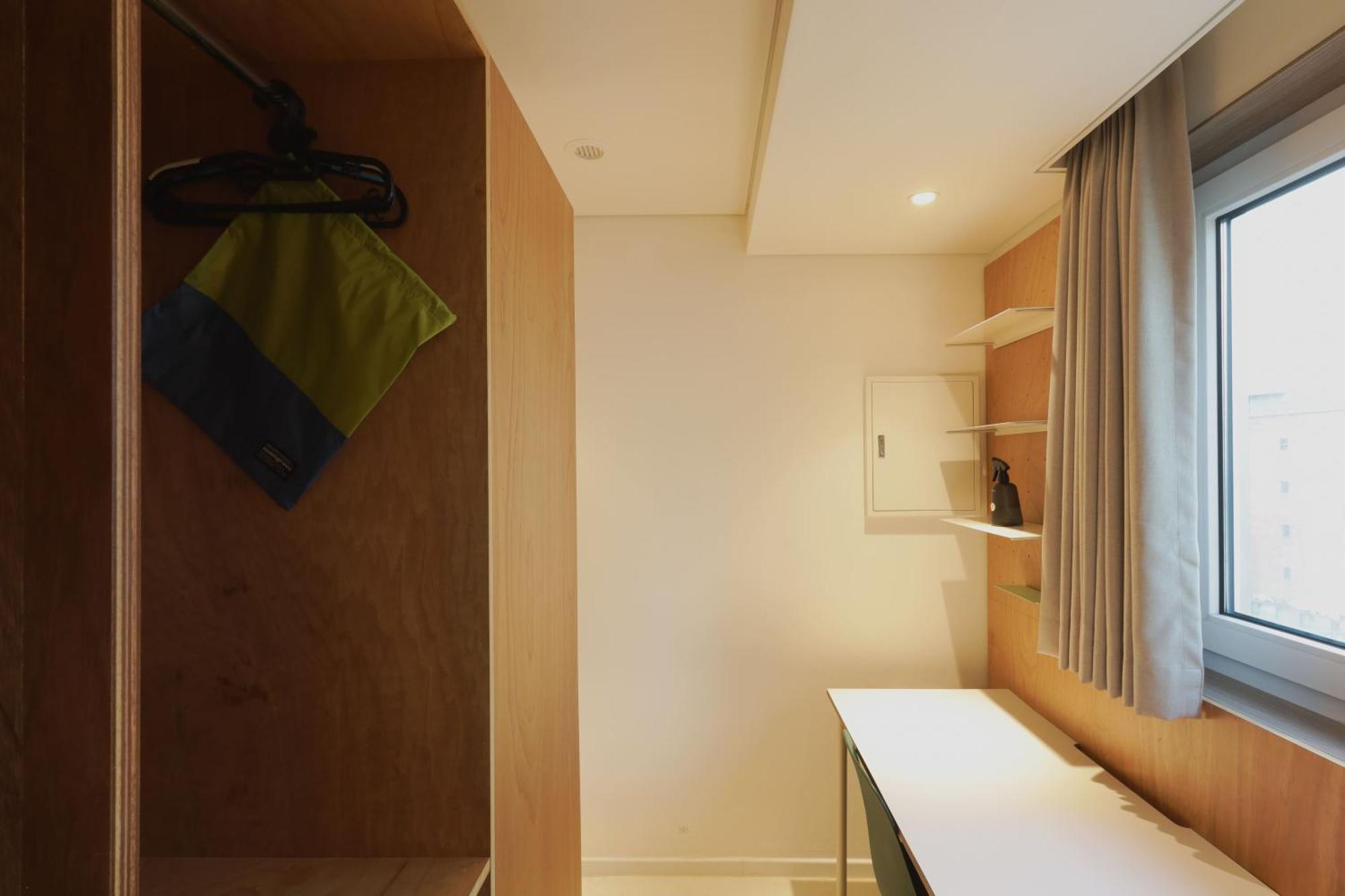 Mangrove Sinseol Hotel Seoul Bagian luar foto