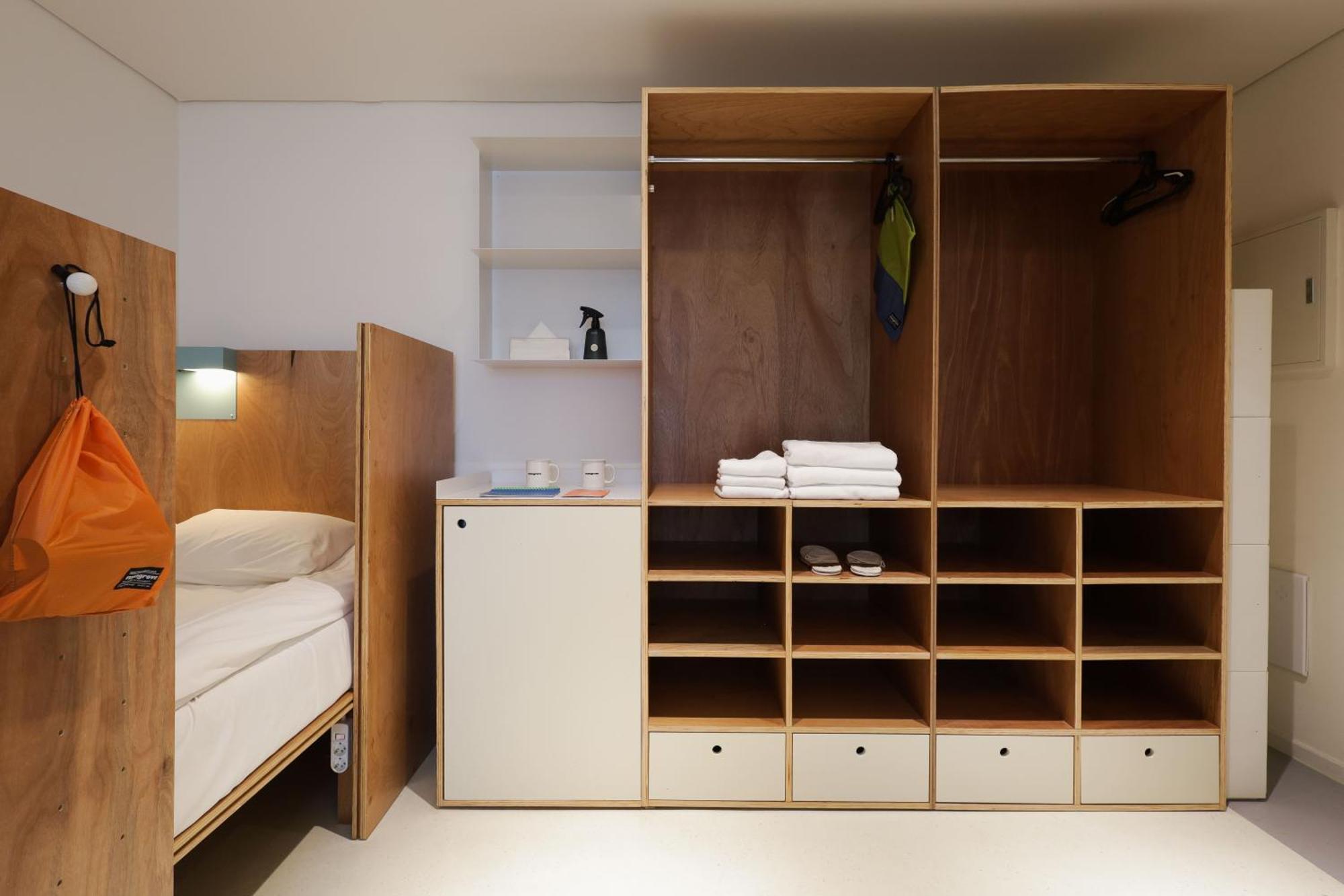 Mangrove Sinseol Hotel Seoul Bagian luar foto
