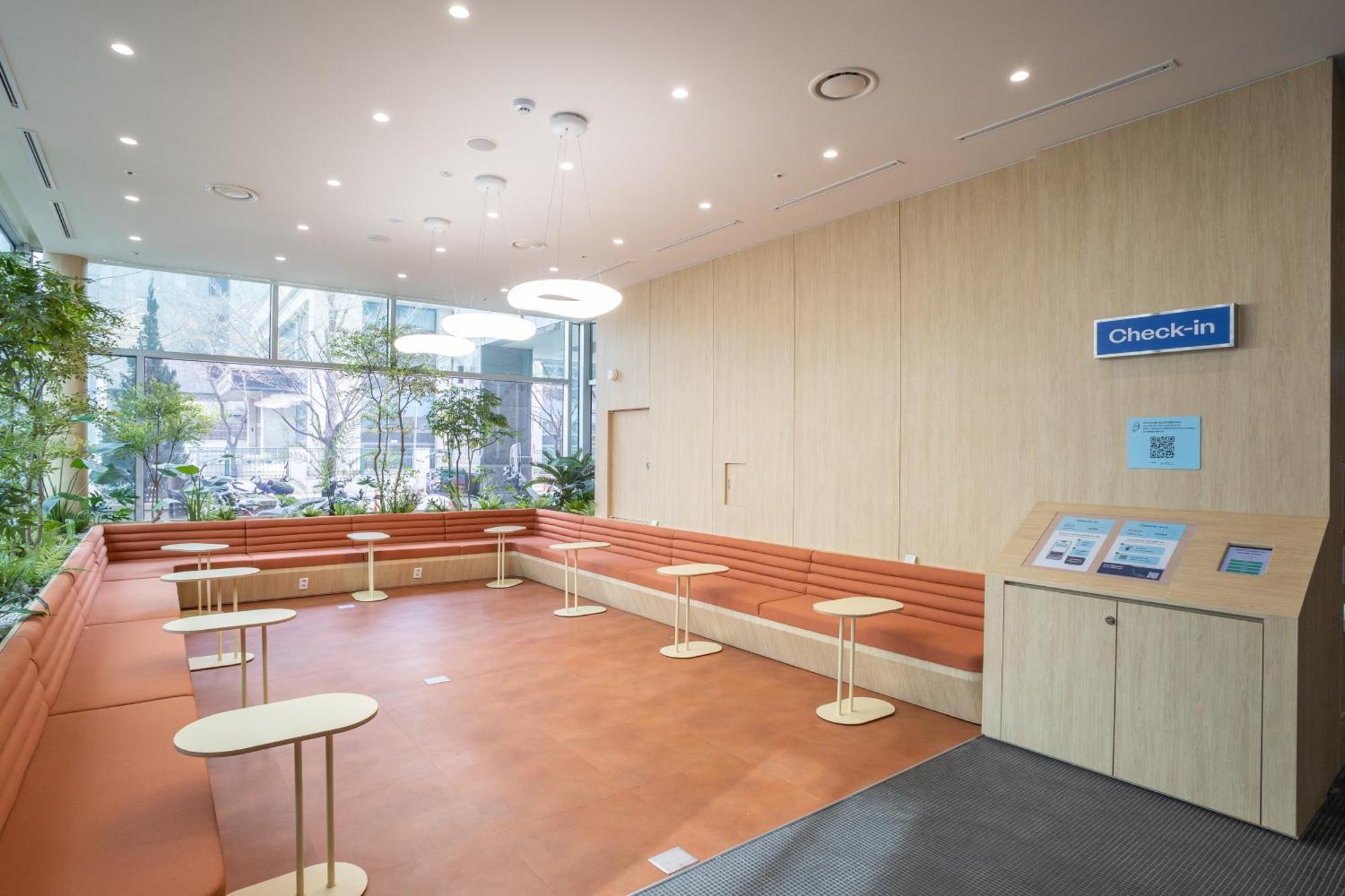 Mangrove Sinseol Hotel Seoul Bagian luar foto